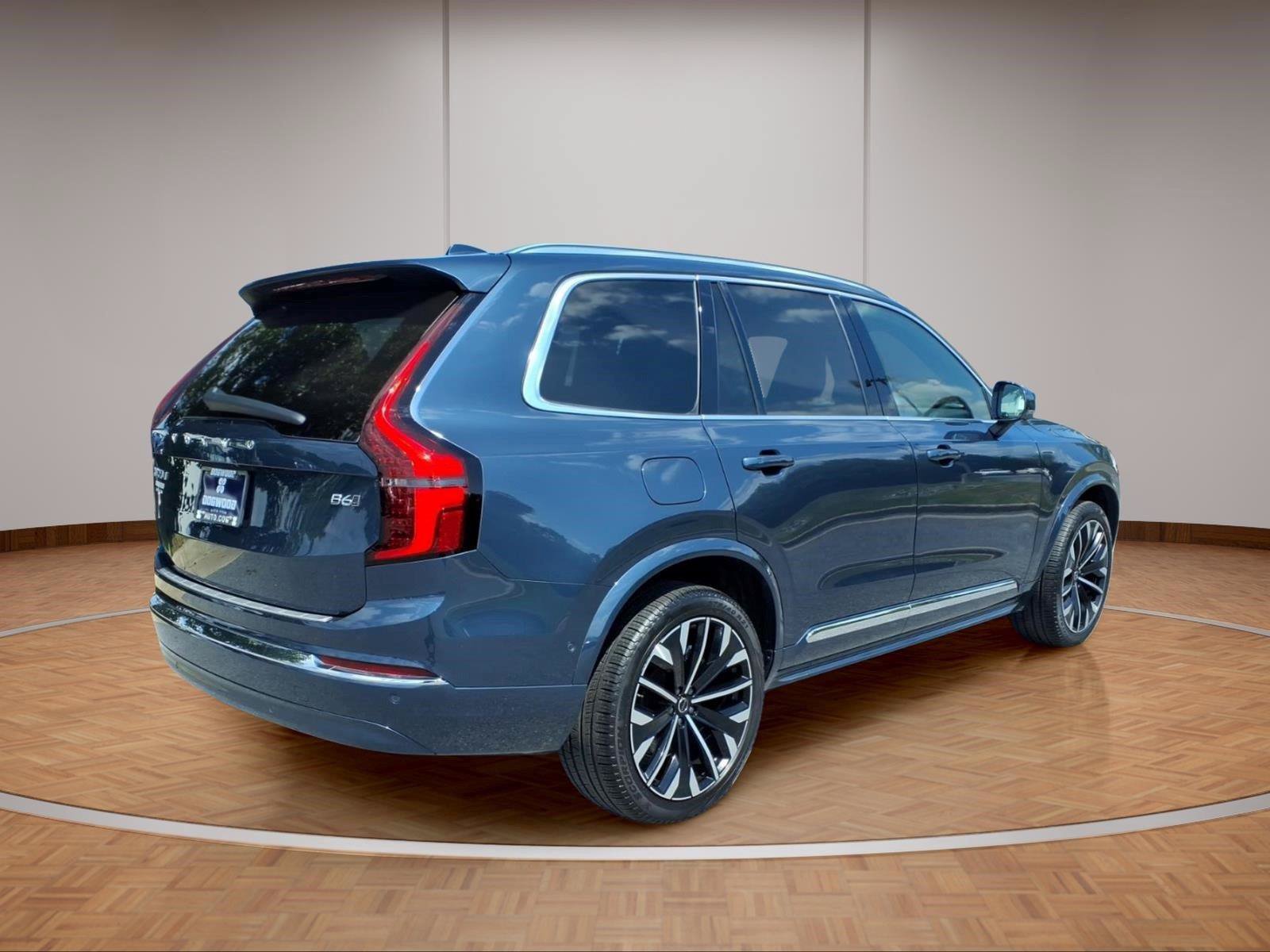 Used 2026 Volvo XC90 B6 Plus w/ Protection Package Premier AWD/4WD image 7