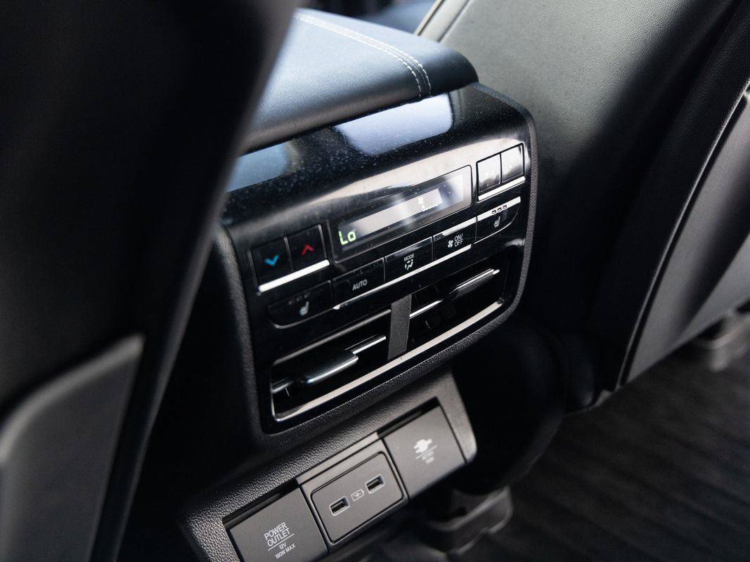 Used 2024 Acura MDX w/ Advance Package AWD/4WD image 16