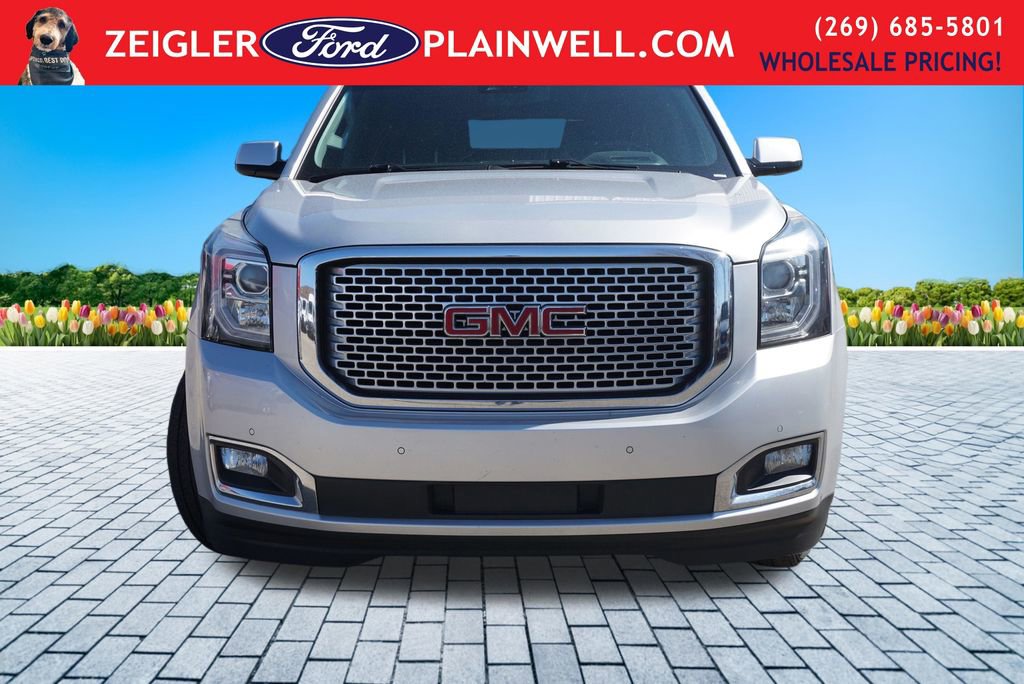 Used 2017 GMC Yukon XL Denali w/ Open Road Package AWD/4WD image 8