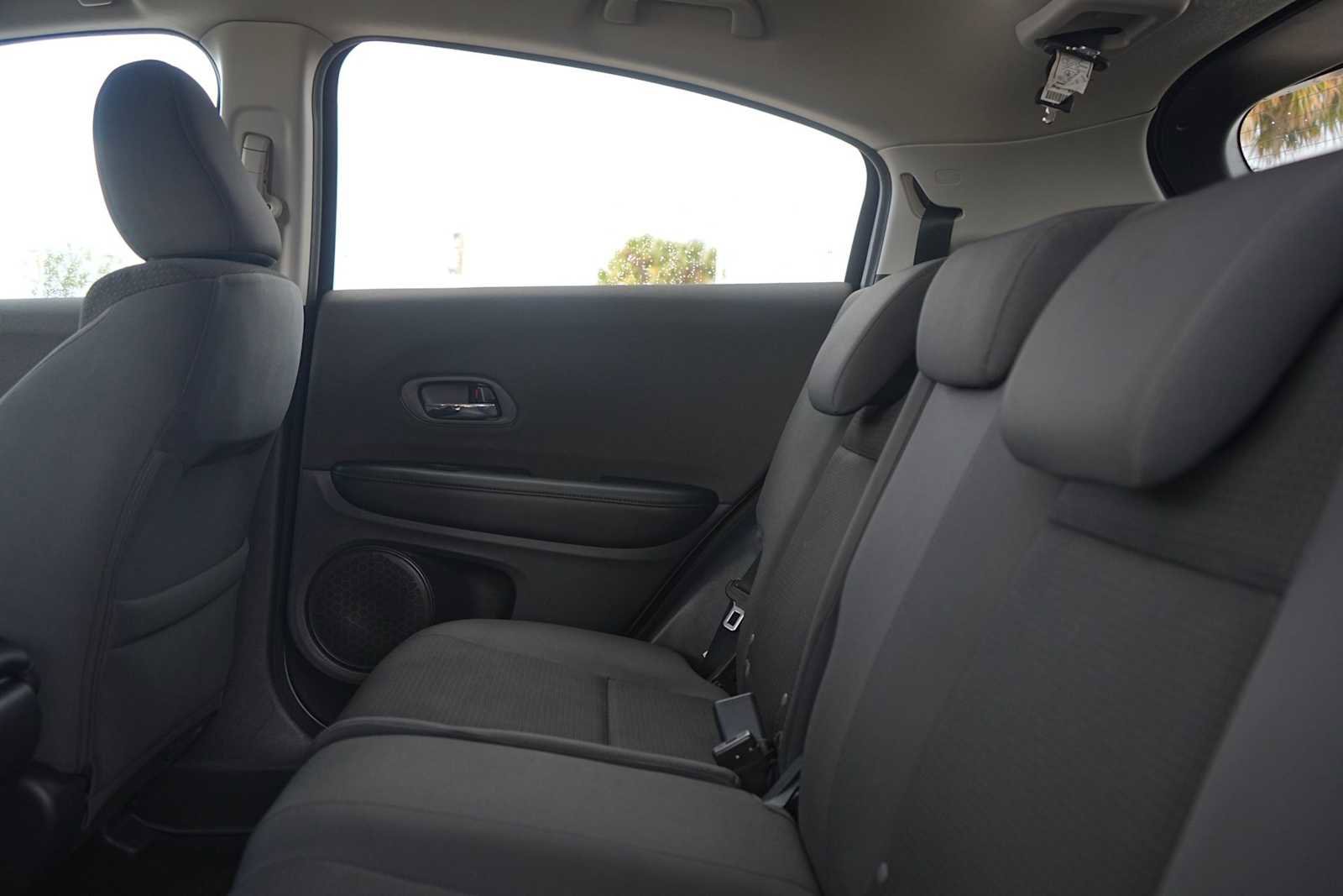 Used 2020 Honda HR-V LX image 14