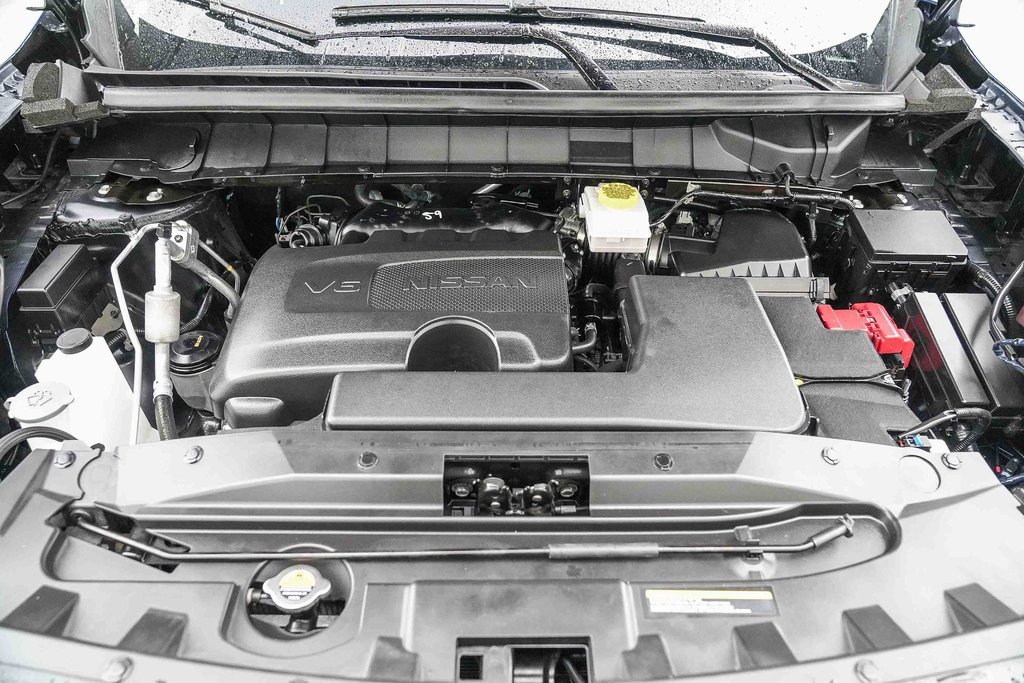 Used 2024 Nissan Pathfinder Platinum image 25