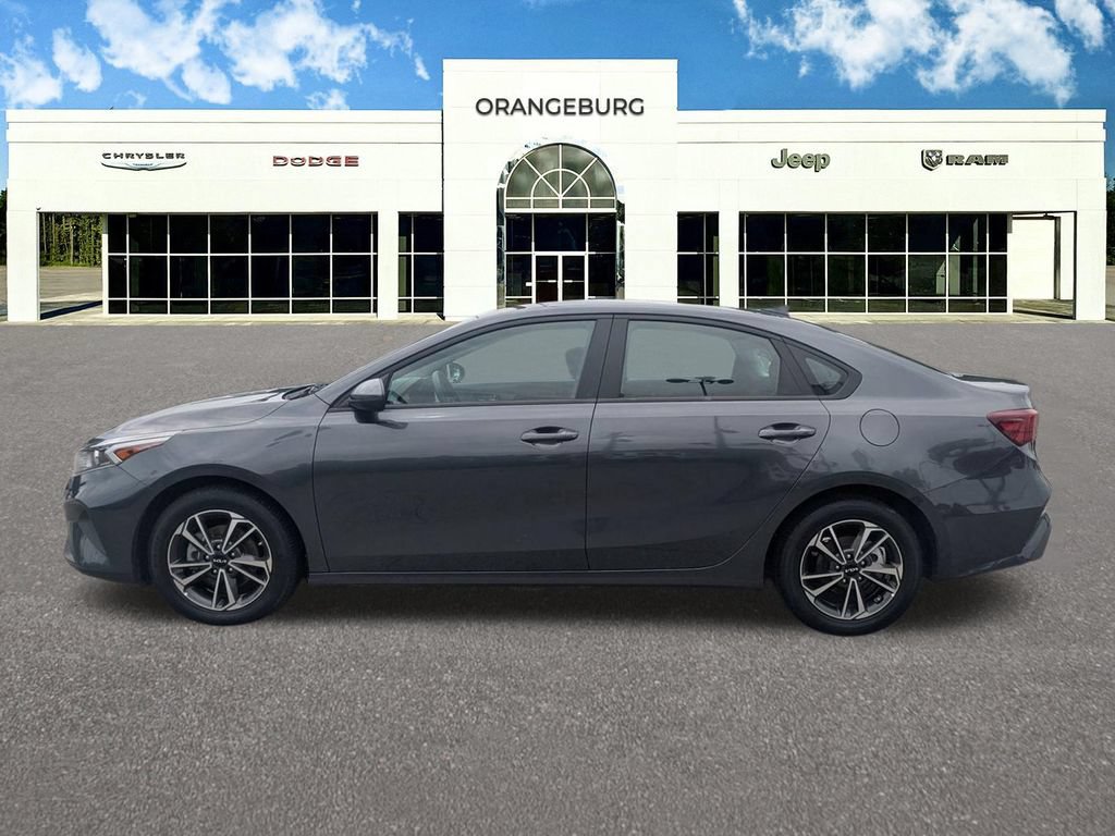 Used 2024 Kia Forte LXS FWD image 5