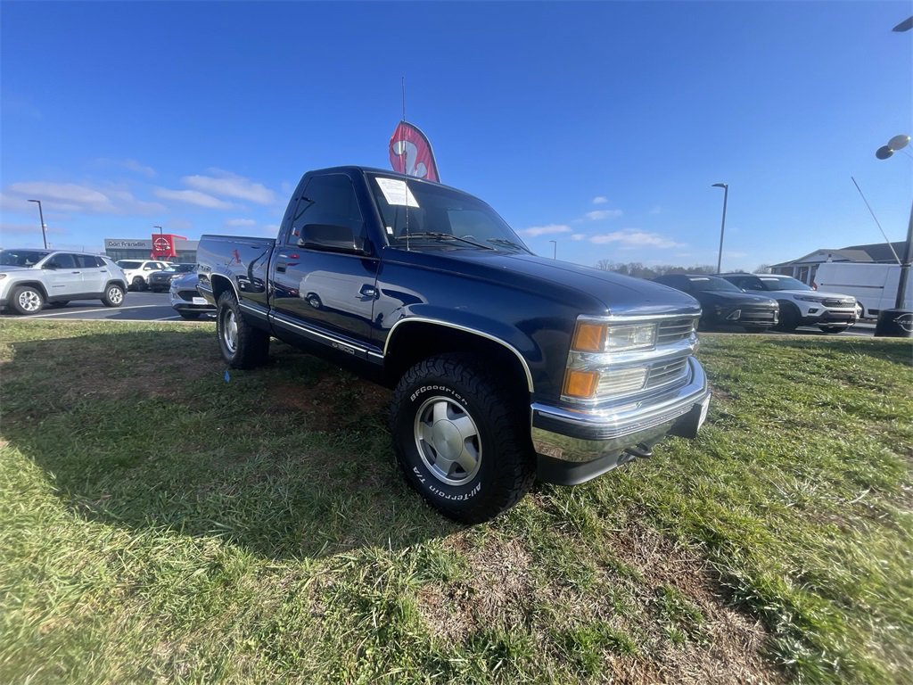 Used 1996 Chevrolet Silverado 1500 4x4 Regular Cab image 2