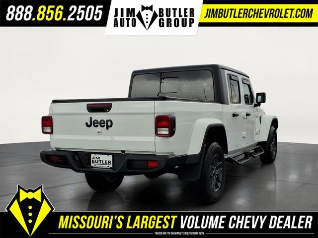 Used 2024 Jeep Gladiator Sport image 4