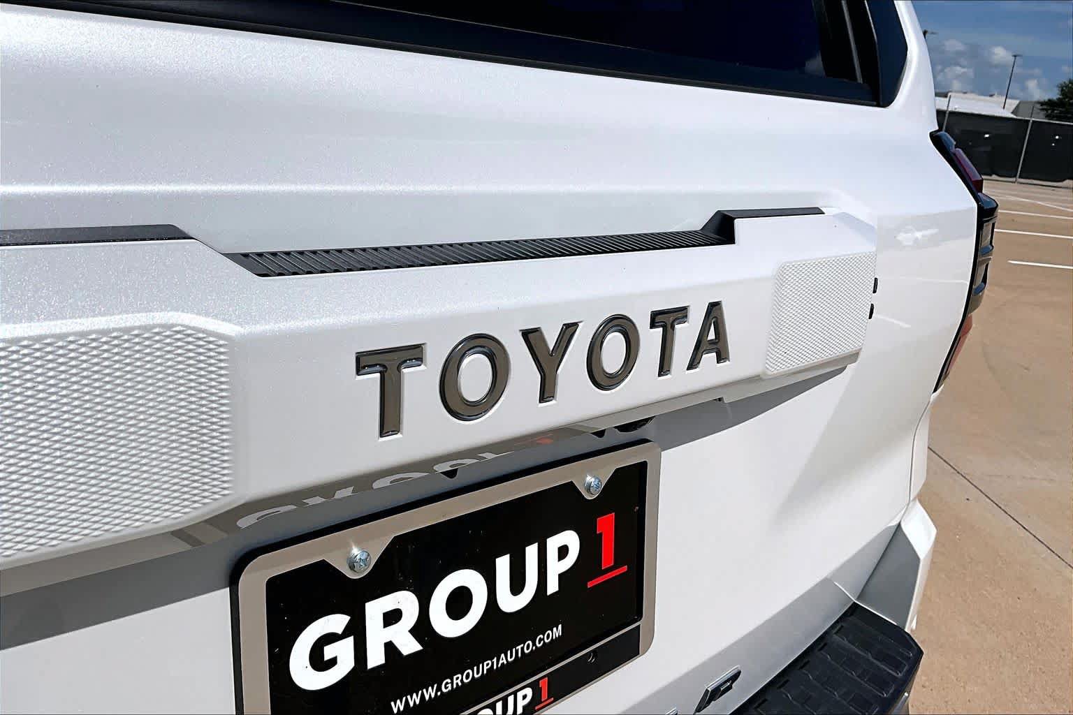 Used 2026 Toyota 4Runner Limited AWD/4WD image 31