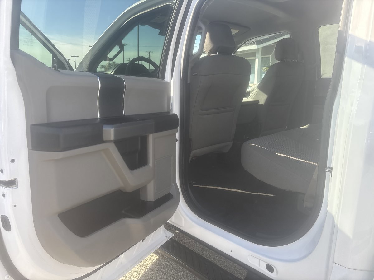Used 2016 Ford F150 XLT AWD/4WD image 28