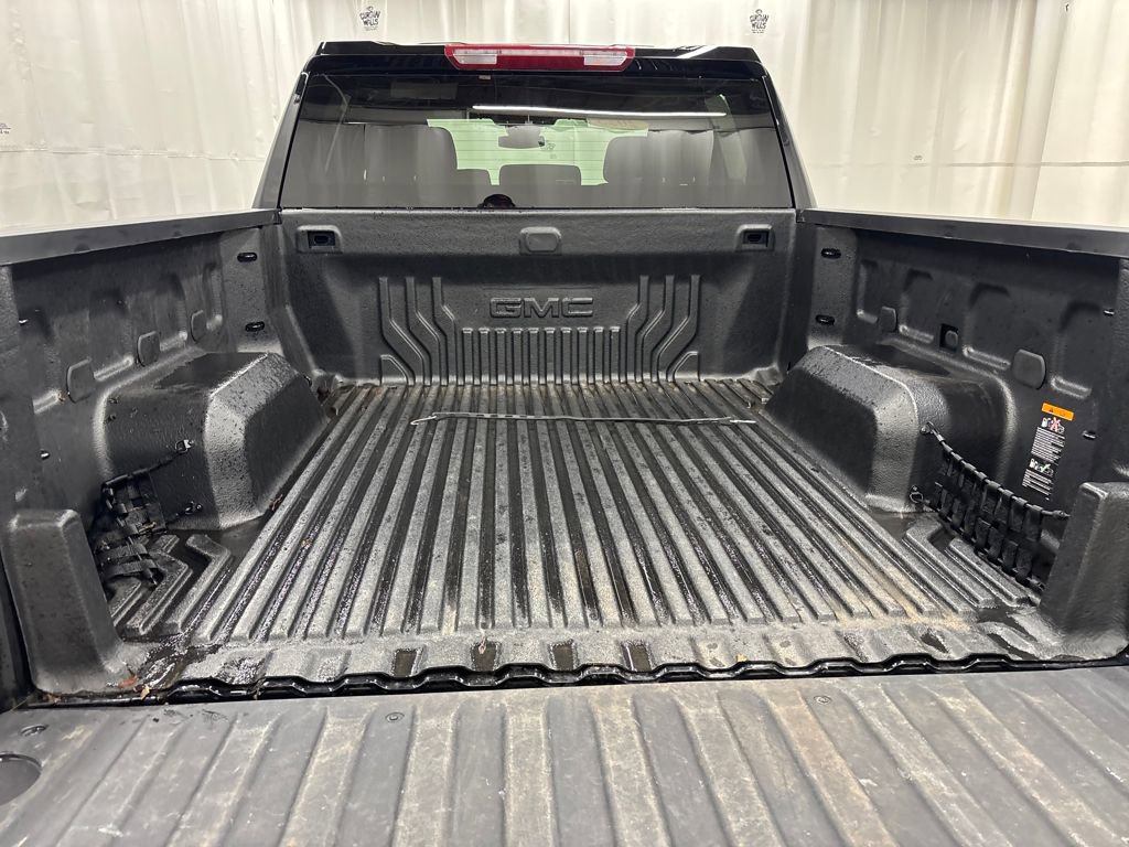 Used 2025 GMC Sierra 1500 Elevation image 23