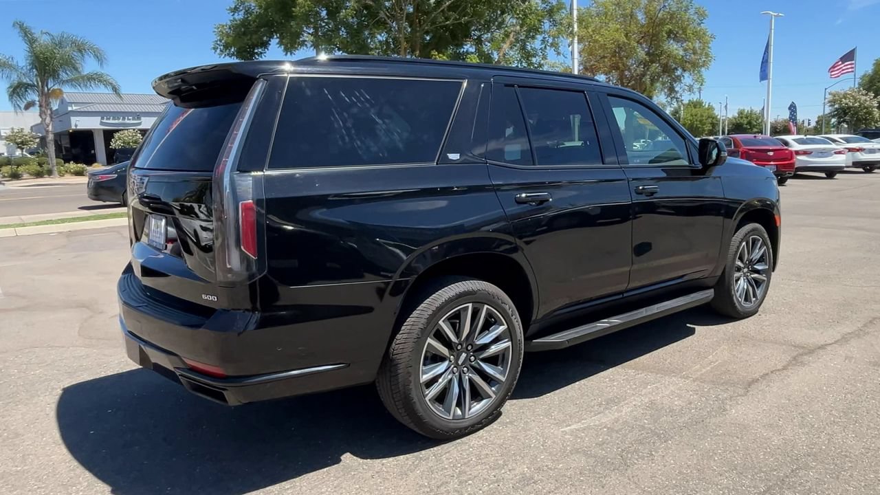 Used 2024 Cadillac Escalade Sport AWD/4WD image 7