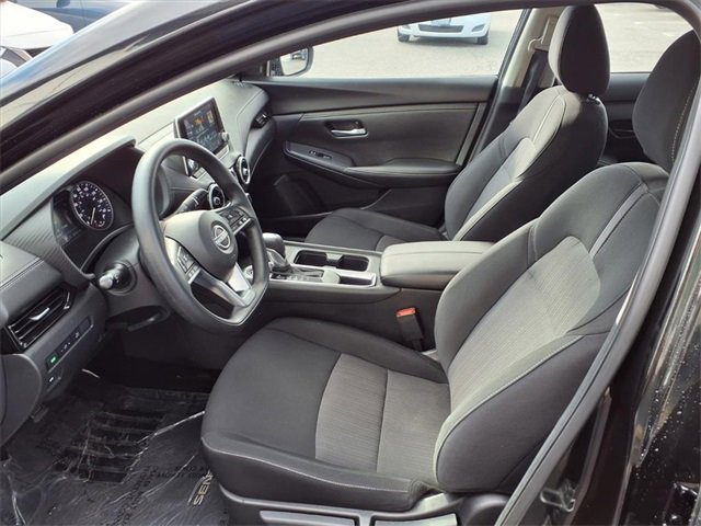 Used 2025 Nissan Sentra SV image 14