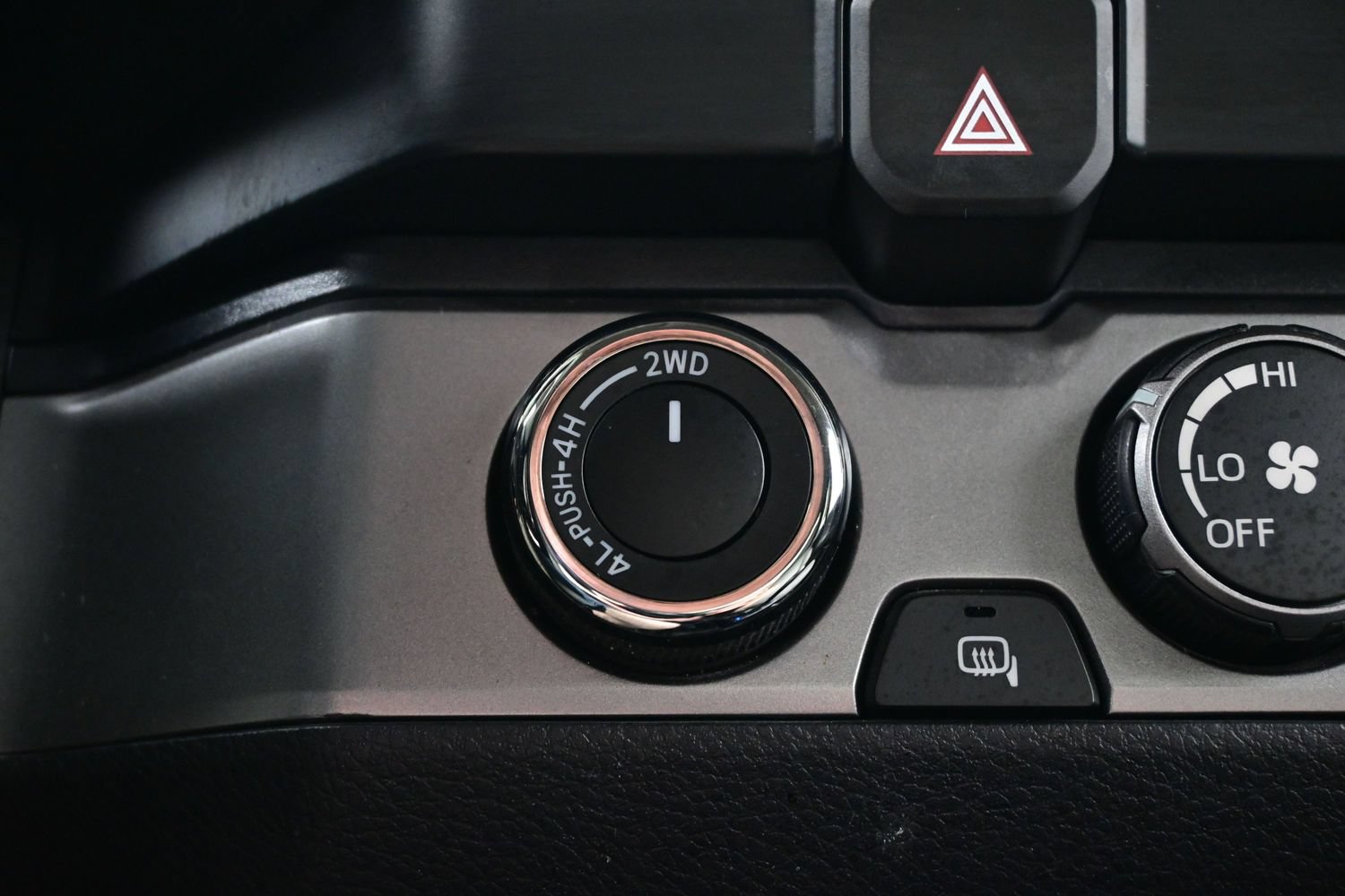 Used 2022 Toyota Tacoma SR AWD/4WD image 21