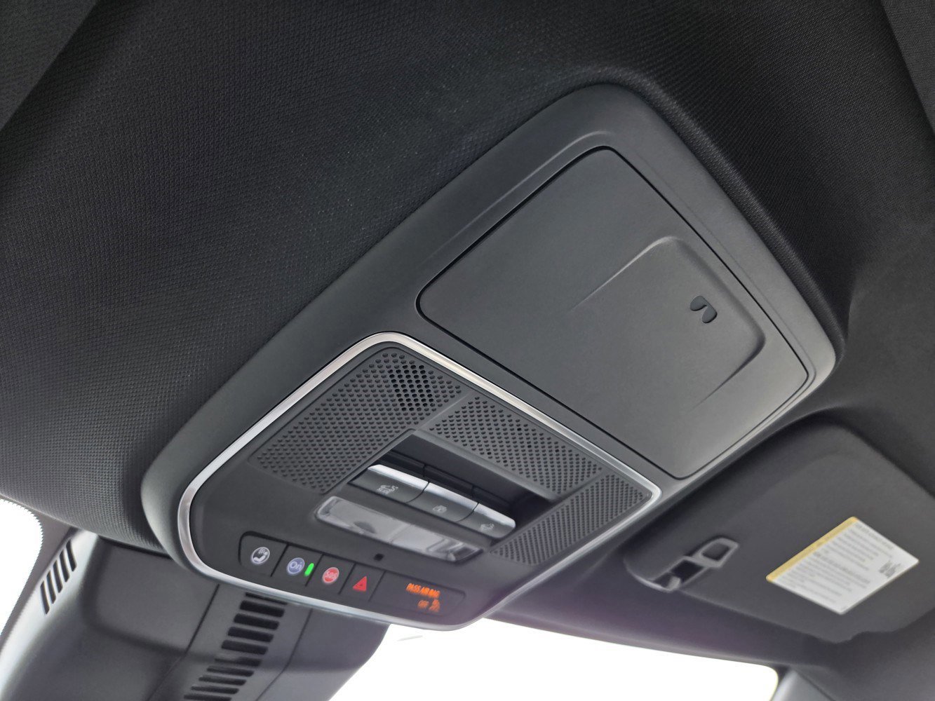 New 2026 Chevrolet Traverse High Country image 9