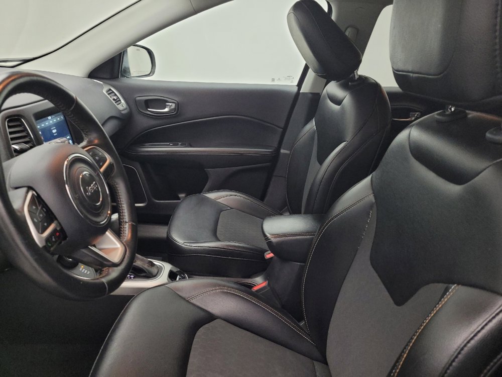 Used 2019 Jeep Compass Latitude w/ Popular Equipment Group image 17