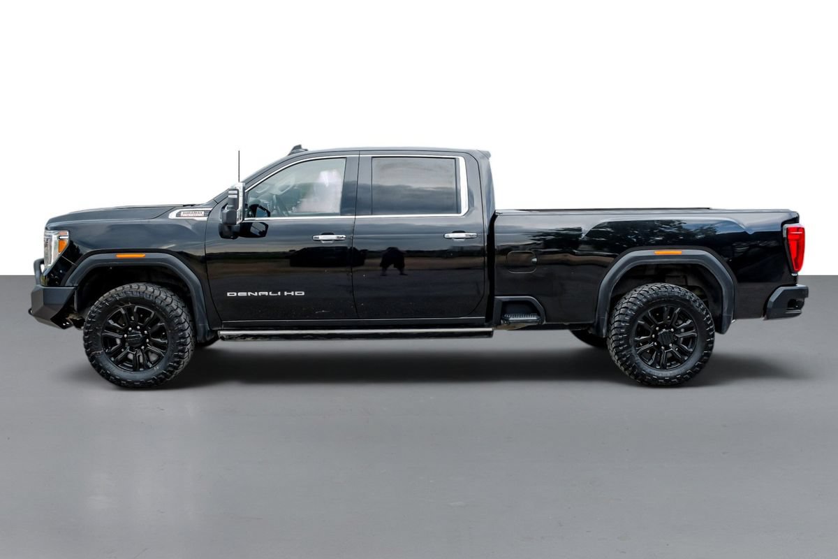 Used 2023 GMC Sierra 2500 Denali w/ Denali Black Diamond Edition AWD/4WD image 9