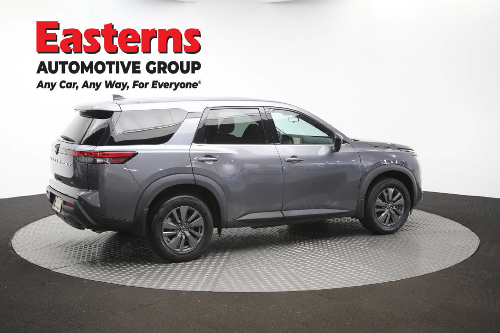 Used 2024 Nissan Pathfinder S AWD/4WD image 45