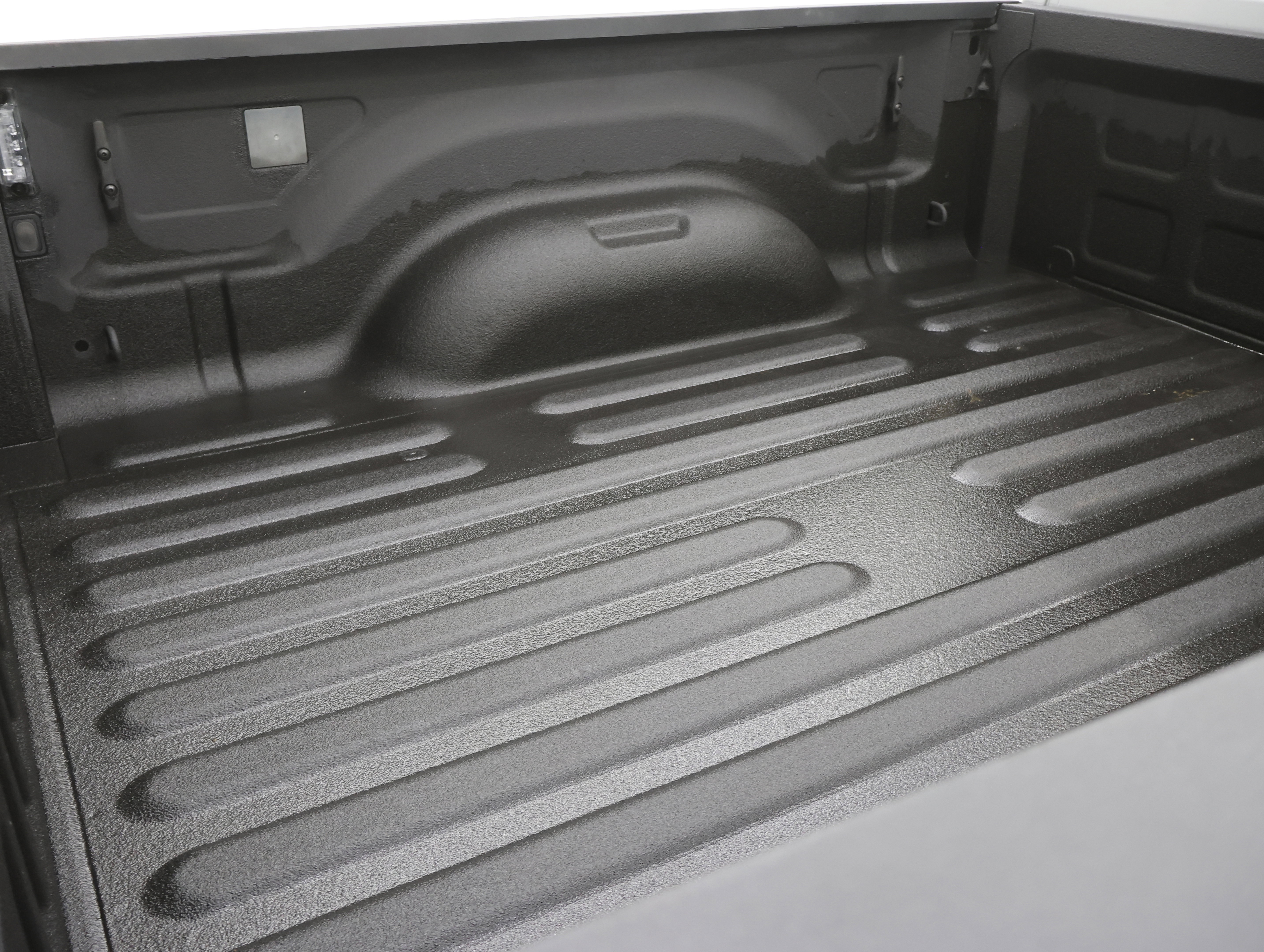 Used 2022 RAM 2500 Big Horn w/ Night Edition image 5