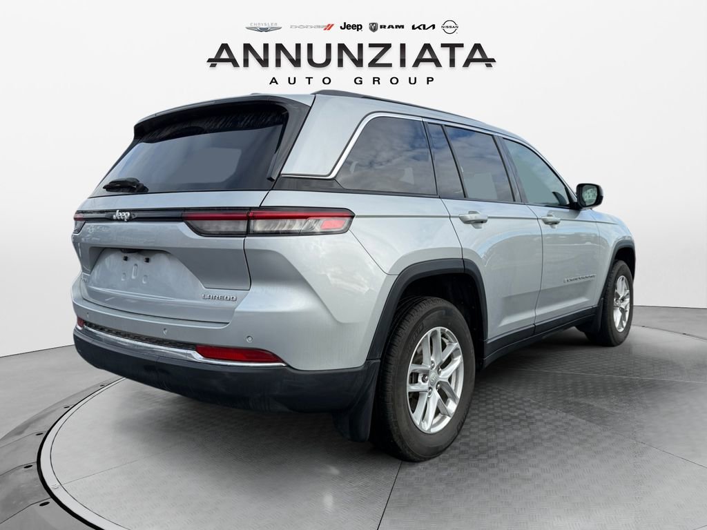 Certified 2025 Jeep Grand Cherokee Laredo X w/ Luxury Tech Group I image 5