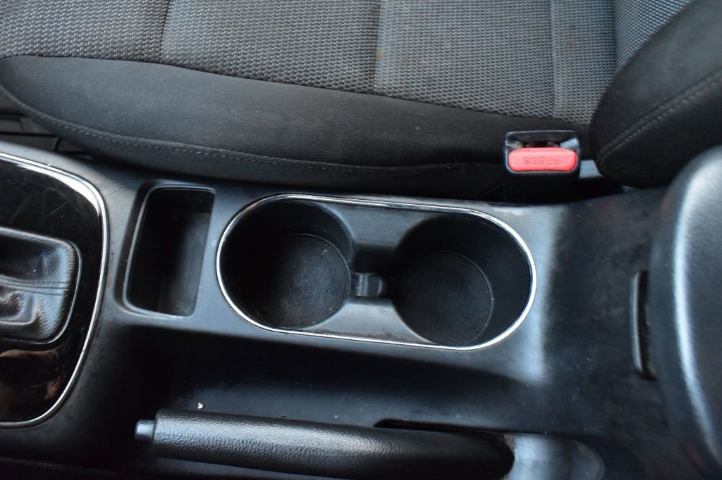 Used 2018 Kia Forte LX image 33