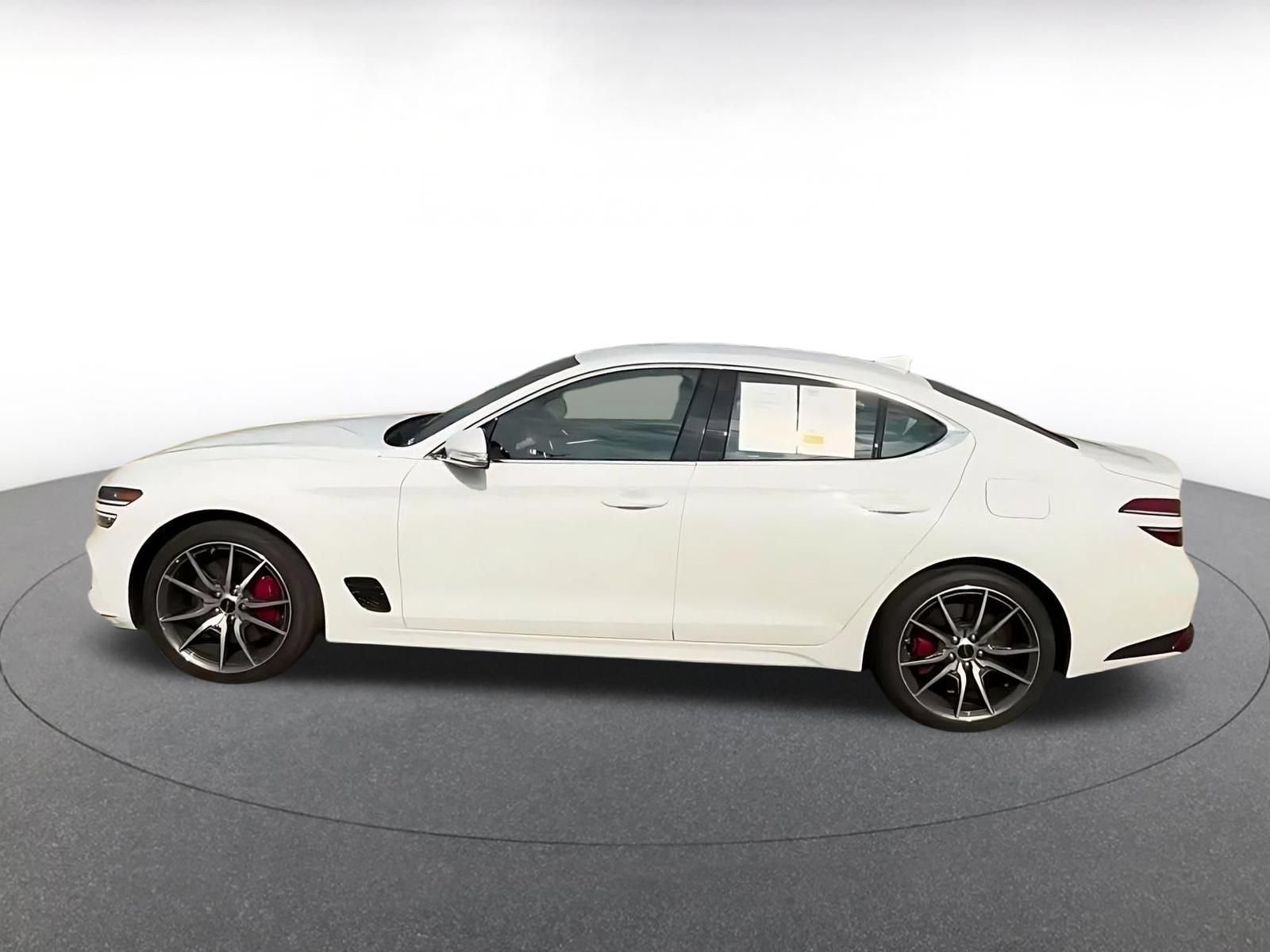 Used 2025 Genesis G70 2.5T AWD/4WD image 10