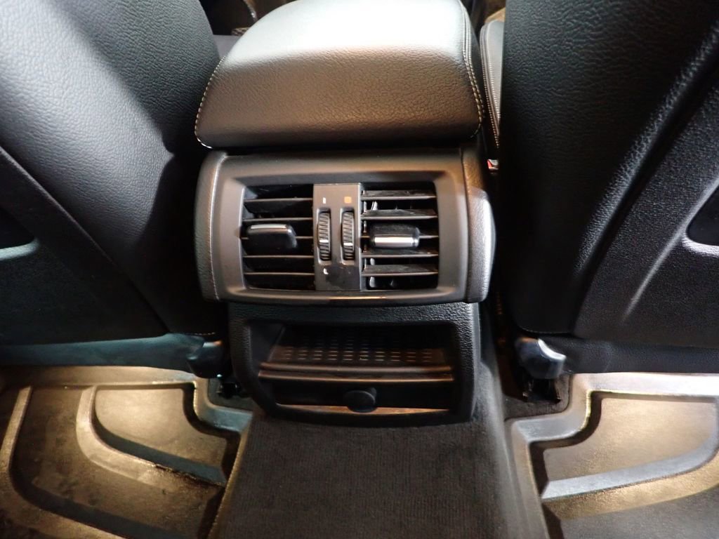 Used 2018 BMW X4 M40i image 45