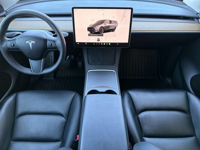 Used 2023 Tesla Model Y Long Range AWD/4WD image 17