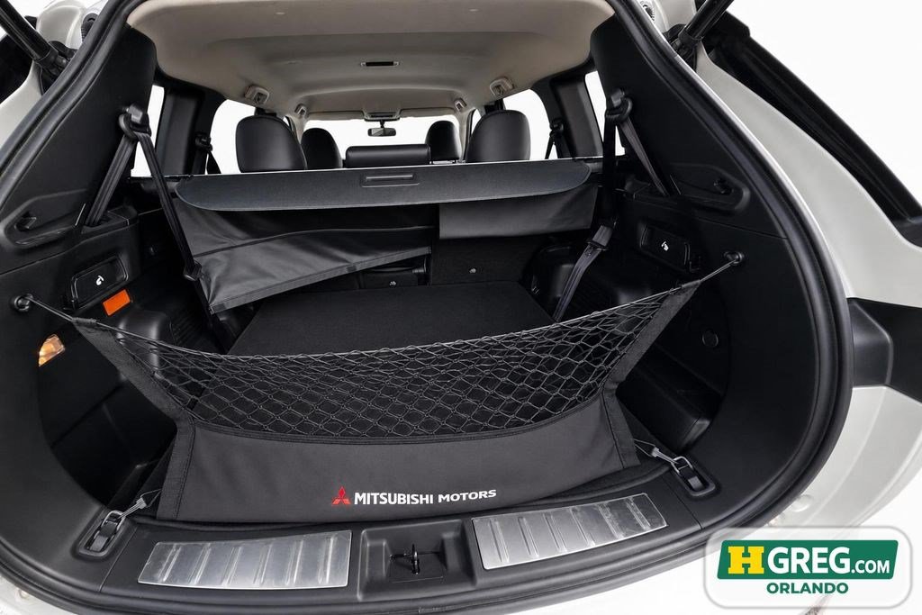 Used 2024 Mitsubishi Outlander SE AWD/4WD image 17