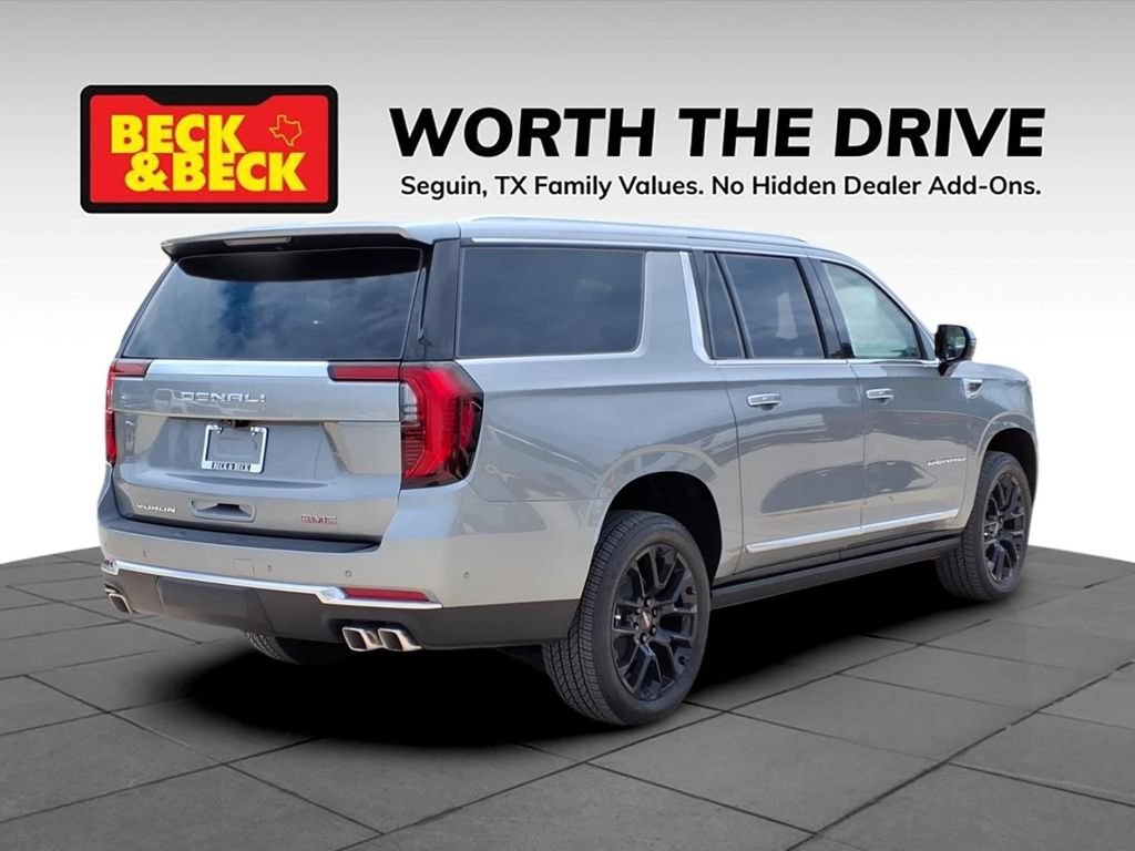 New 2026 GMC Yukon XL Denali w/ Denali Reserve Package RWD image 5