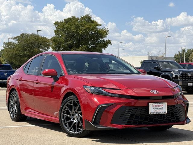Used 2025 Toyota Camry SE w/ Multimedia Upgrade Package FWD image 2