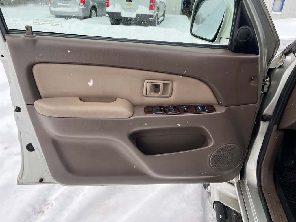 Used 2002 Toyota 4Runner Limited image 13