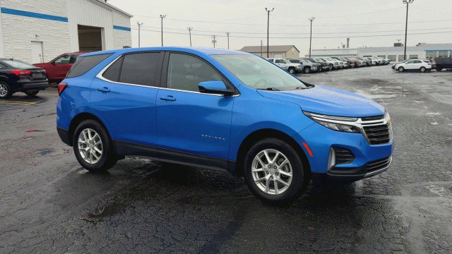 Used 2024 Chevrolet Equinox LT w/ LPO, Floor Liner Package image 2