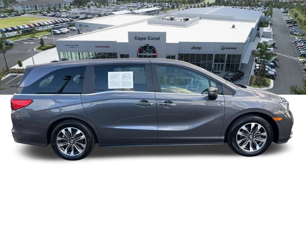 Used 2024 Honda Odyssey EX-L image 3
