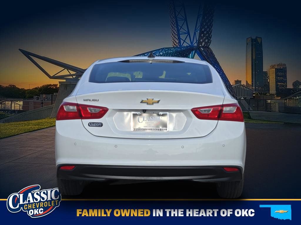 Used 2025 Chevrolet Malibu LS image 6