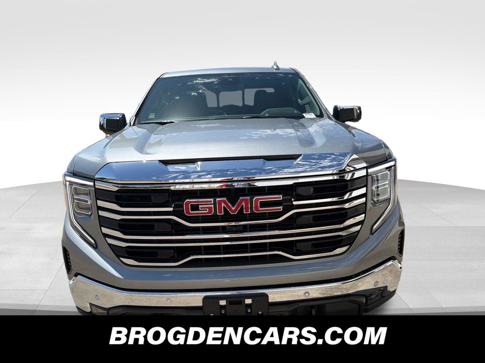 New 2026 GMC Sierra 1500 SLT w/ SLT Premium Plus Package AWD/4WD image 8