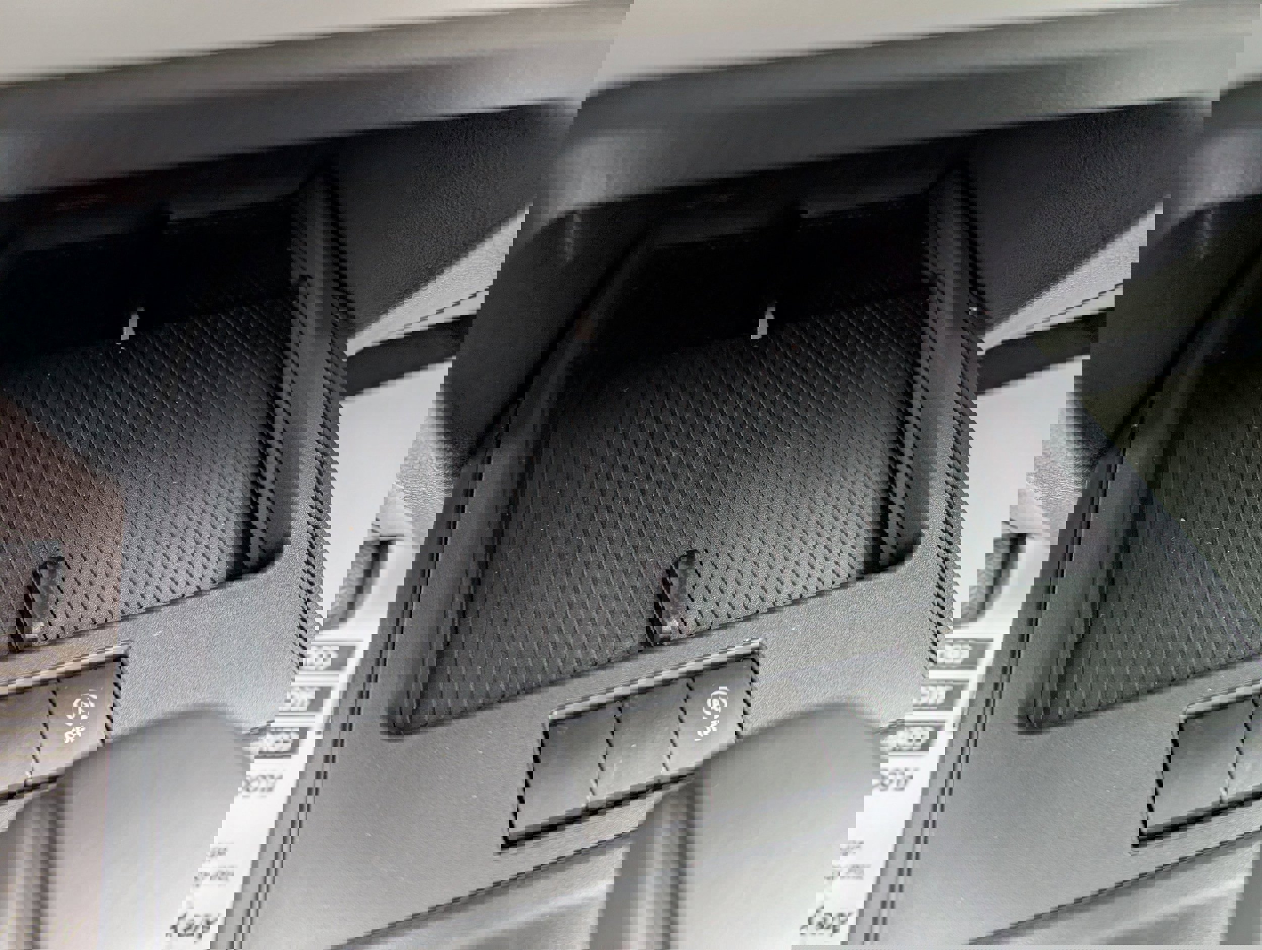 New 2026 Toyota Corolla Cross L image 15