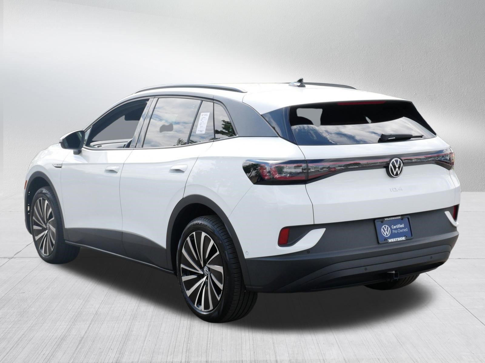 Certified 2024 Volkswagen ID.4 Pro AWD/4WD image 5