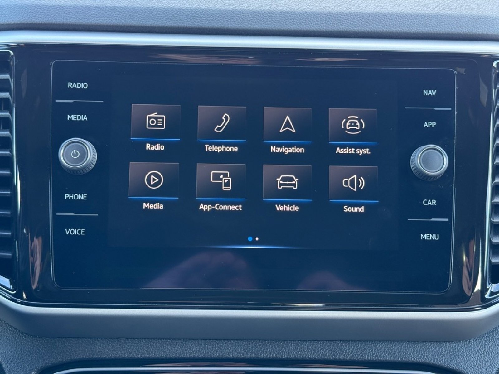 Used 2022 Volkswagen Atlas Cross Sport SEL Premium R-Line image 27