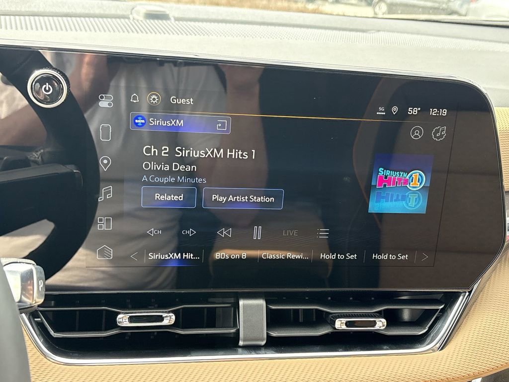 New 2026 Chevrolet Equinox ACTIV w/ Convenience Package III image 14