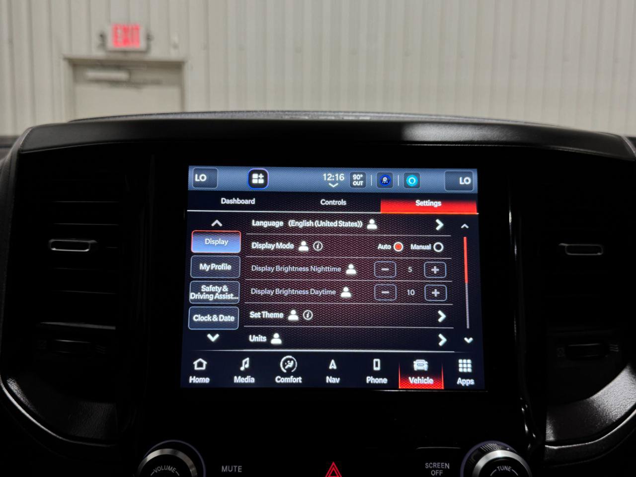 Used 2023 RAM 2500 Tradesman AWD/4WD image 36
