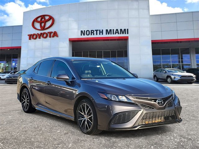 Used 2024 Toyota Camry SE