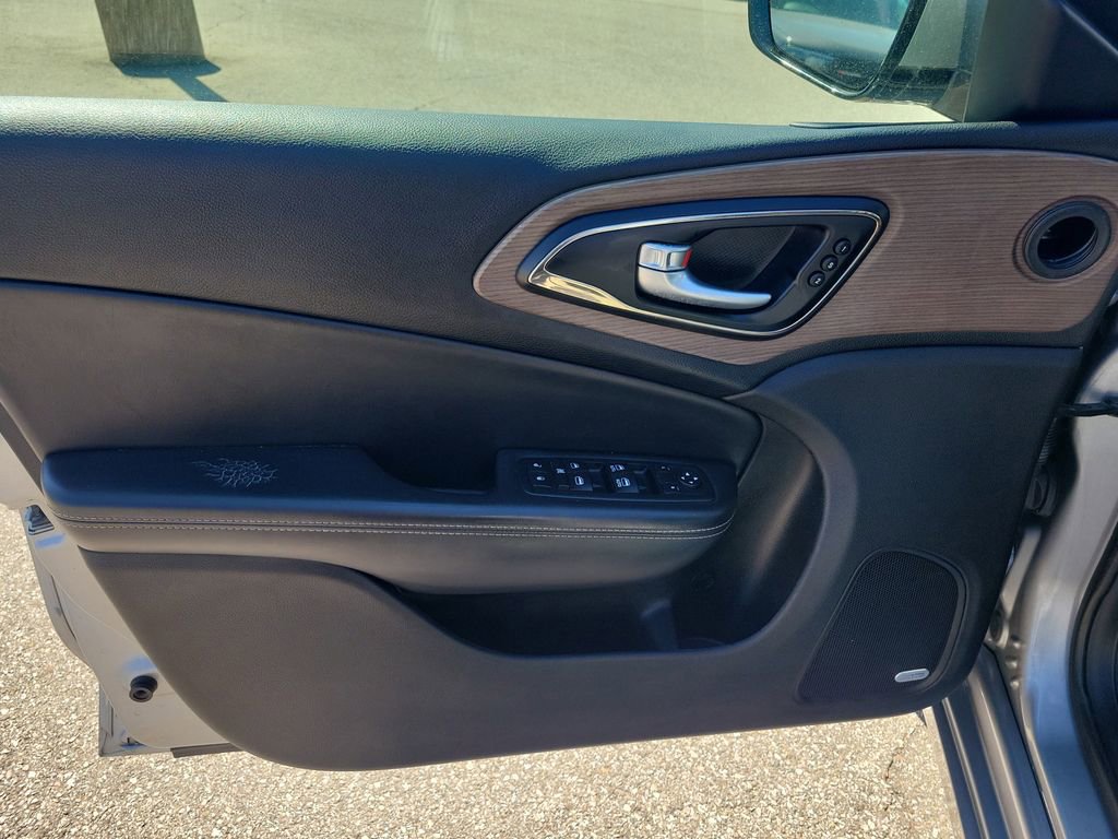 Used 2015 Chrysler 200 C w/ Navigation & Sound Group I AWD/4WD image 17