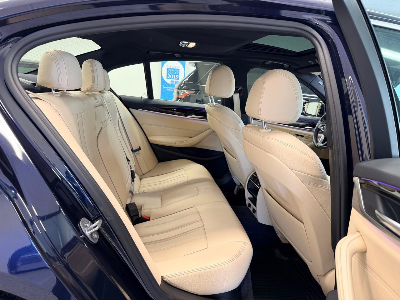 Used 2019 BMW 530i w/ Convenience Package RWD image 34