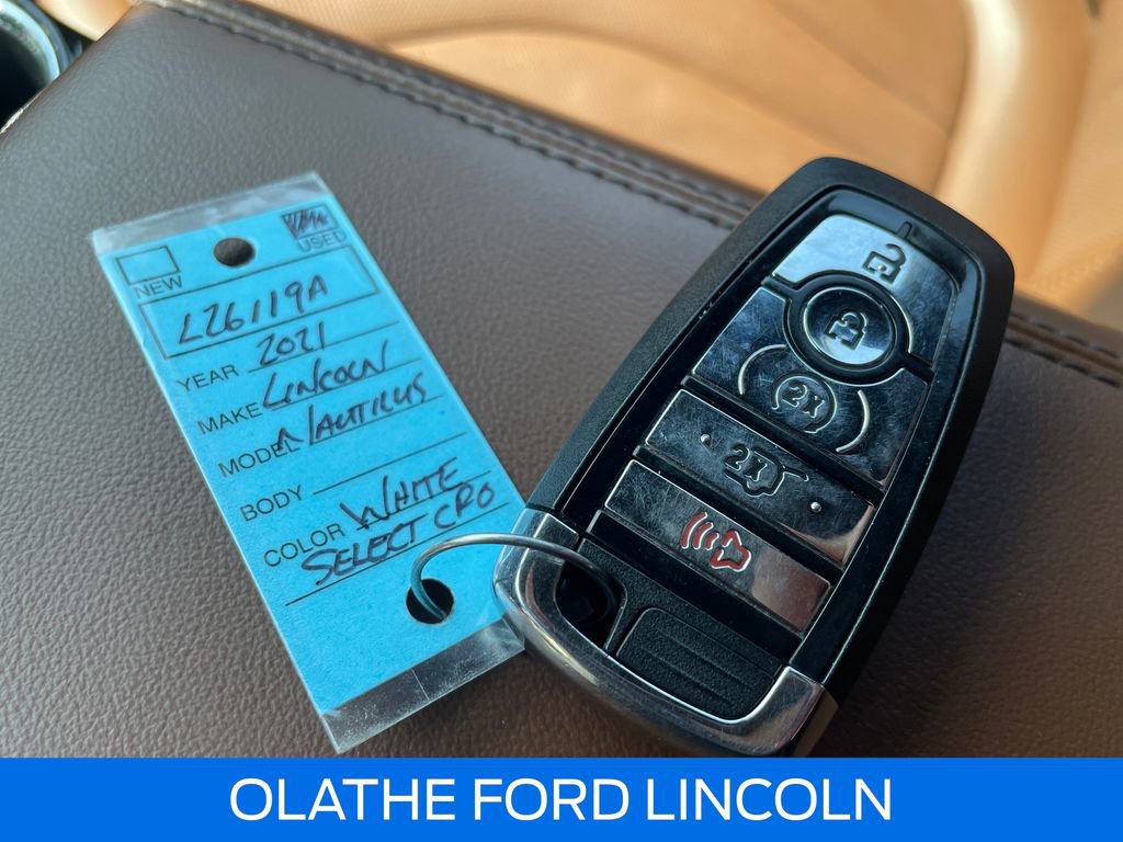 Certified 2021 Lincoln Nautilus Reserve w/ Class II Trailer Tow Package image 9