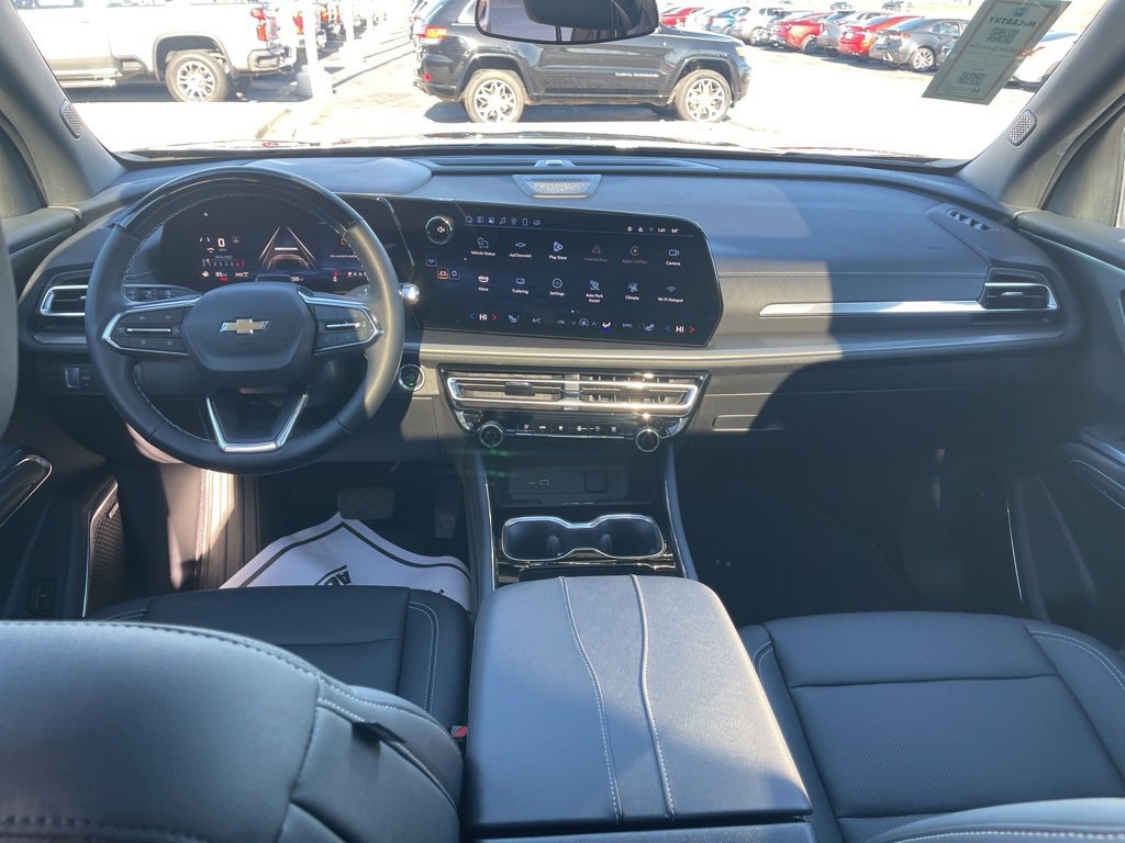 New 2025 Chevrolet Traverse LT w/ Enhanced Driving Package image 18