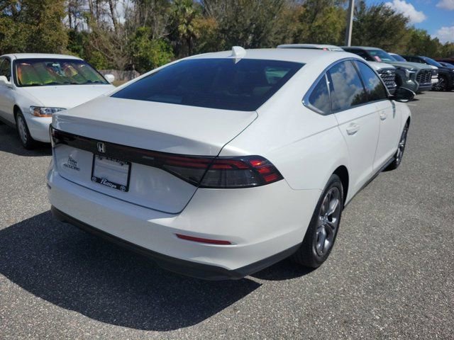 Used 2023 Honda Accord EX image 10