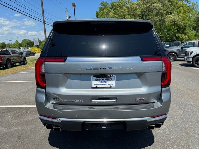 Used 2025 GMC Yukon Denali AWD/4WD image 7