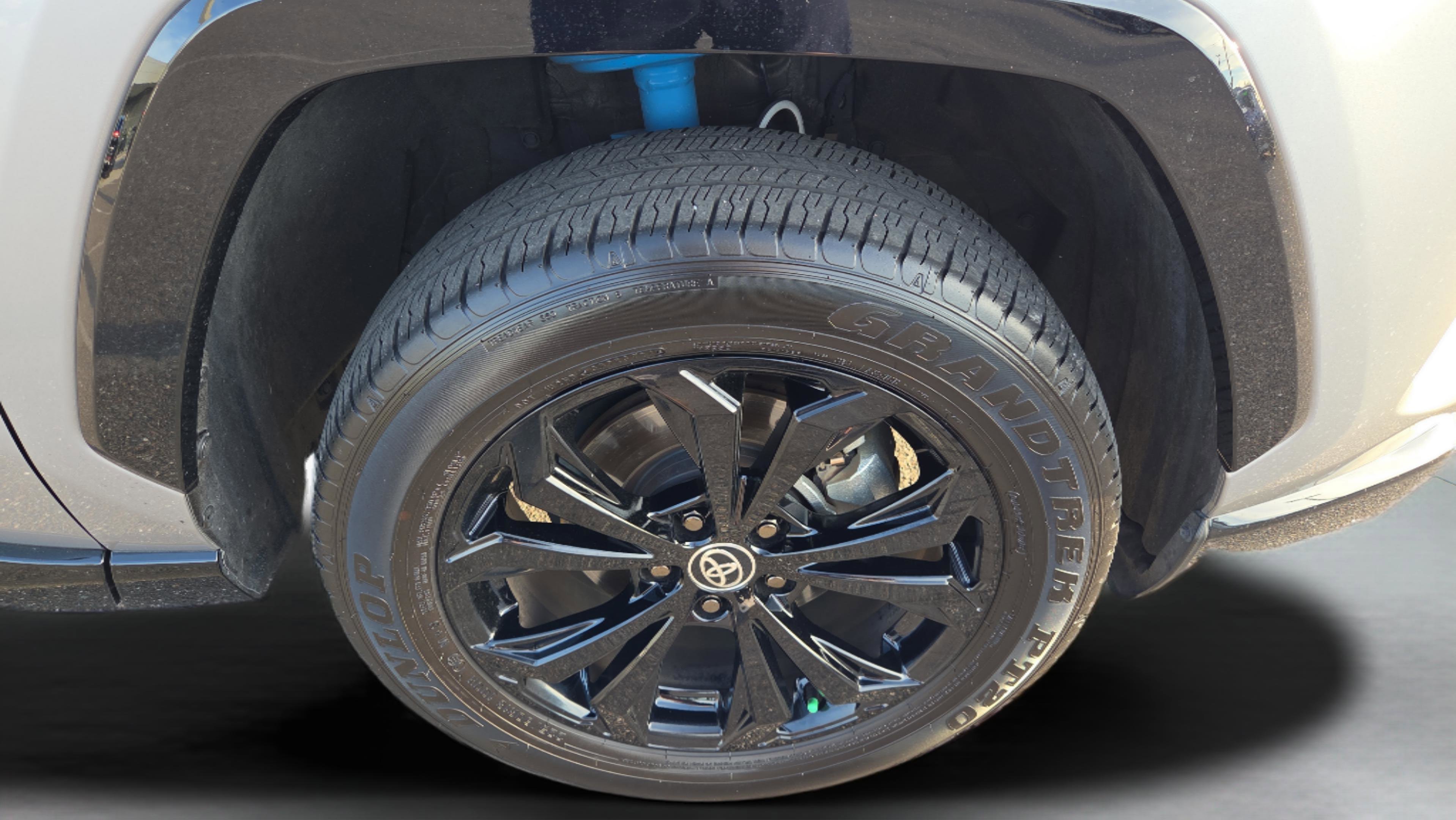 Certified 2025 Toyota RAV4 XSE image 23