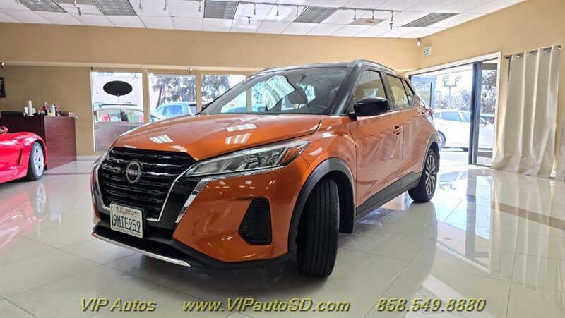 Used 2024 Nissan Kicks SV FWD image 2