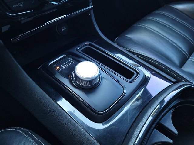 Used 2019 Chrysler 300 S image 13