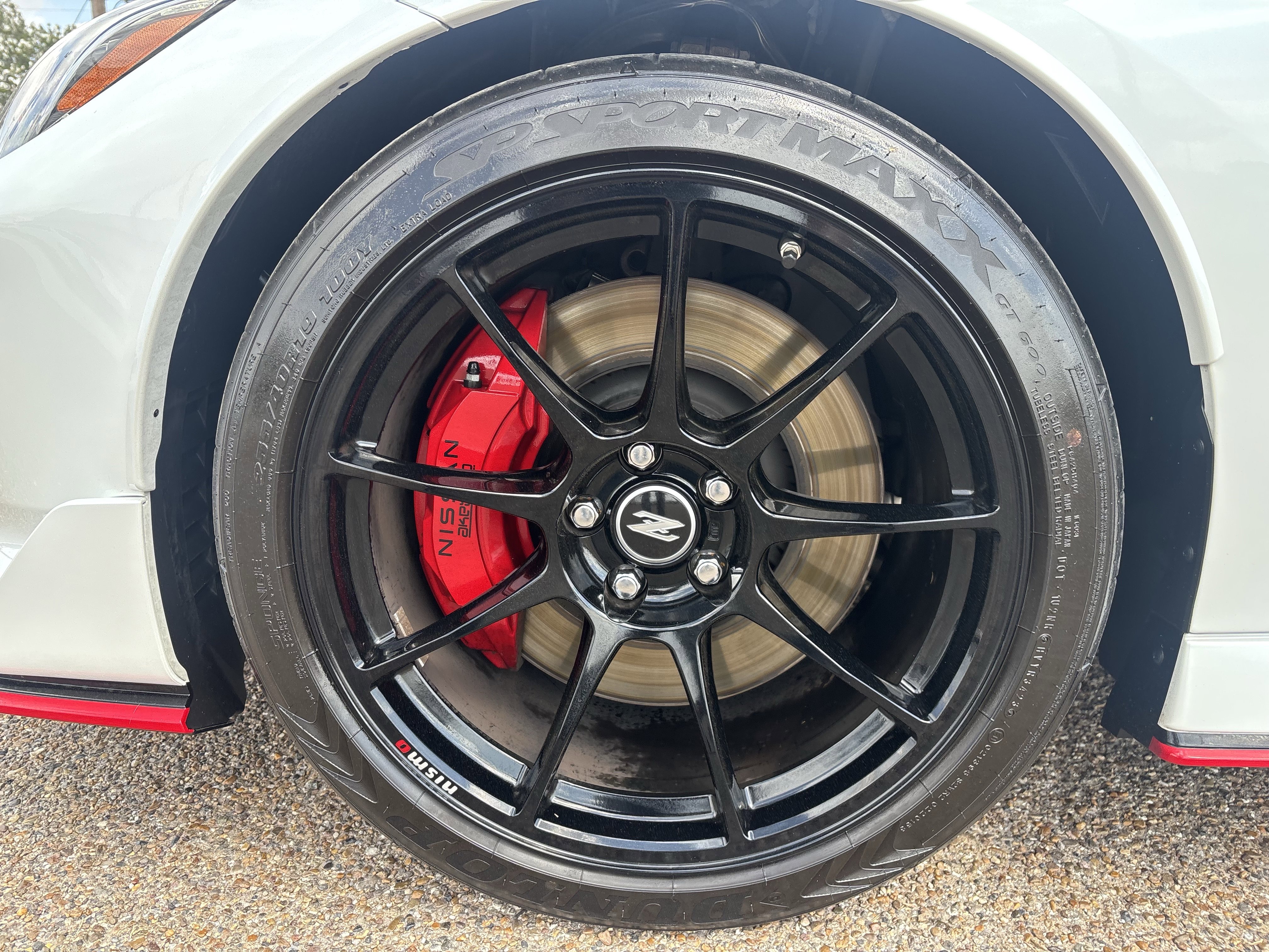 Used 2024 Nissan Z NISMO w/ Floor Mat Package image 9