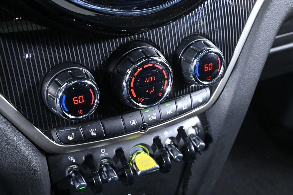 Certified 2023 MINI Cooper Countryman SE w/ Storage Package image 17