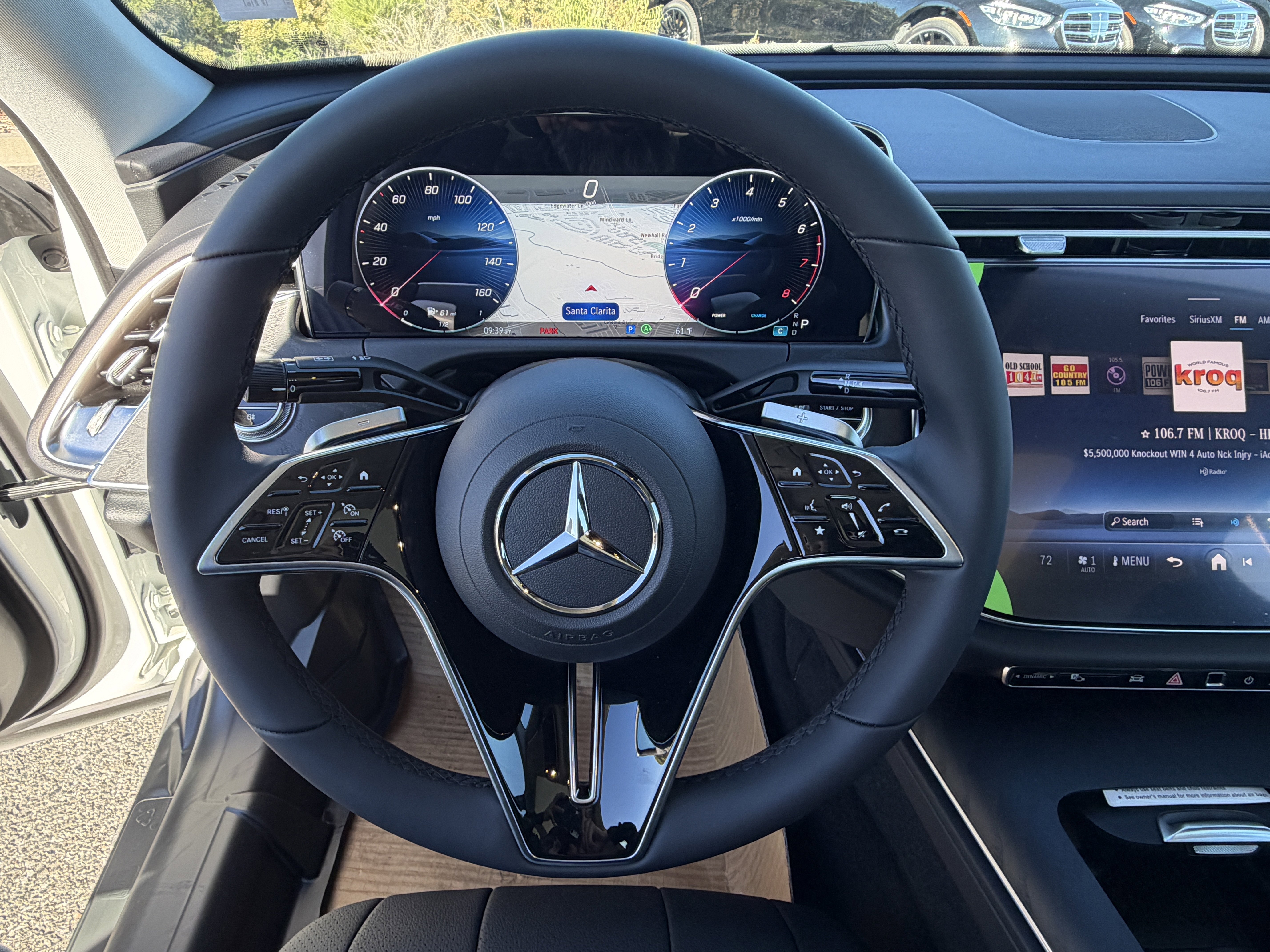 New 2026 Mercedes-Benz E 350 4MATIC Sedan image 19